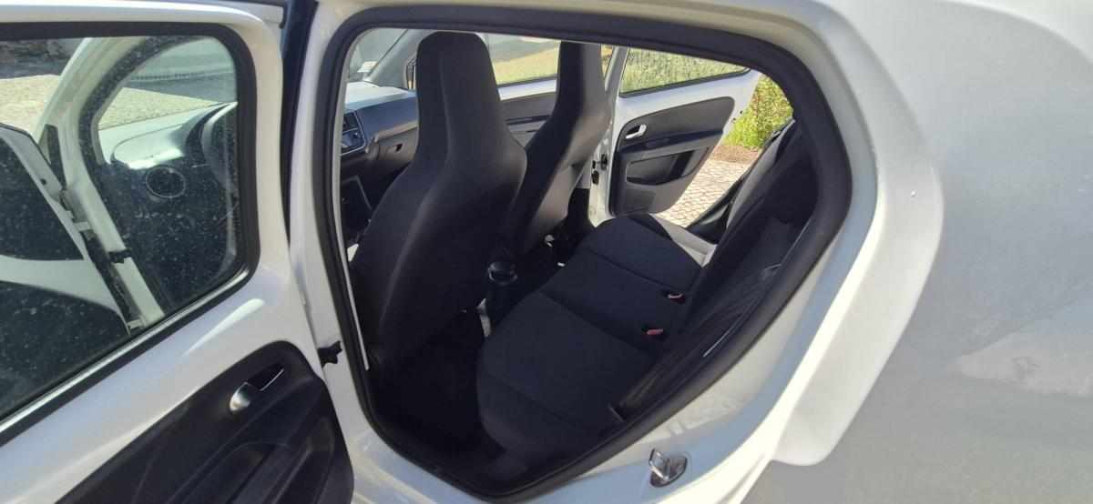 volkswagen-up-1-0-2017-gasolina-999cc