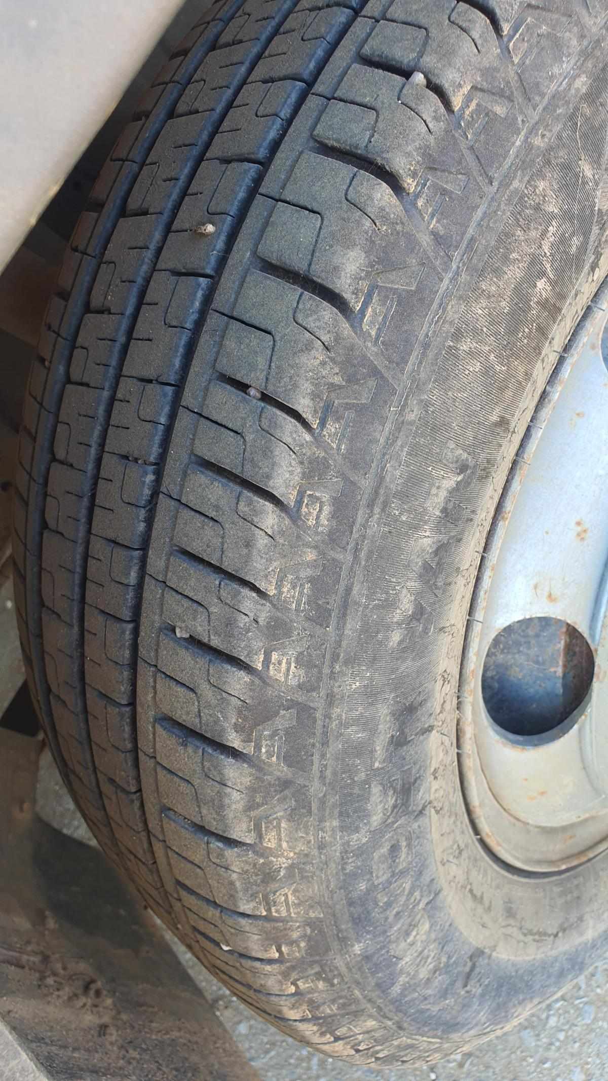 mitsubishi-canter-3-9-136cv-1999-diesel-3908cc