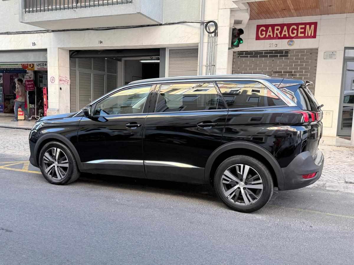 peugeot-5008-1-5-bluehdi-2022-diesel-1499cc