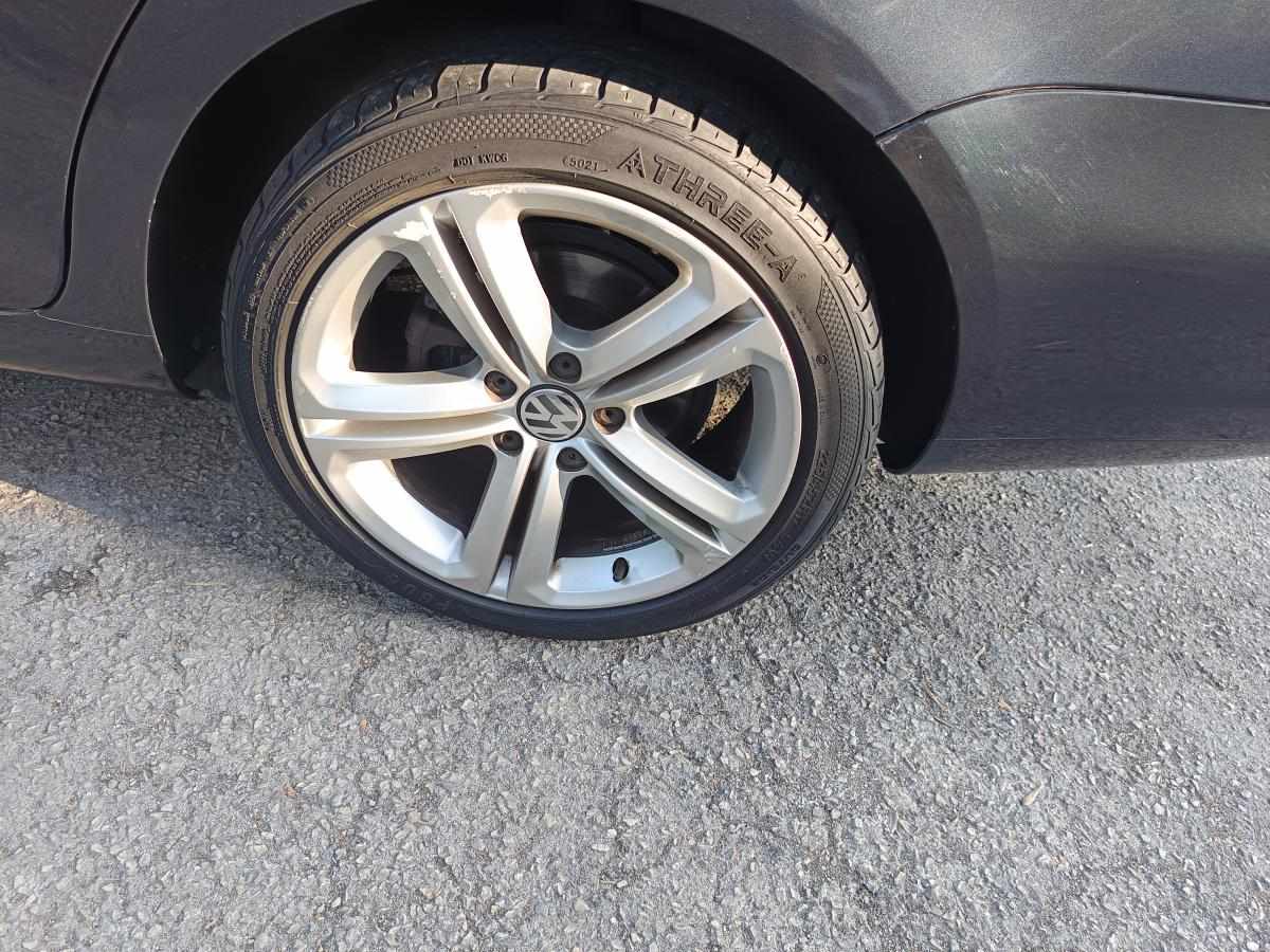 volkswagen-golf-1-6-tdi-2010-diesel-1598cc