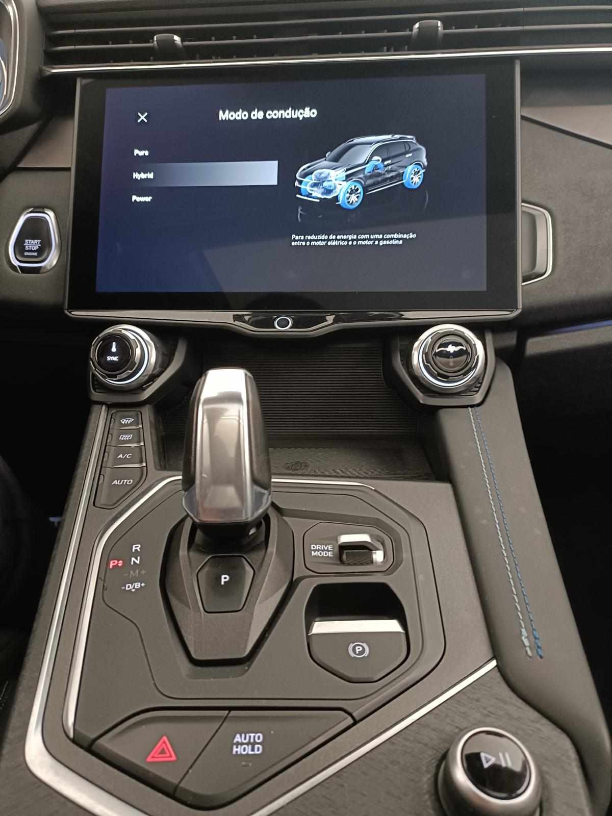 lynk-&-co-01-1-5-td-hev-7dct-2022-hibrido-a-gasolina-1477cc