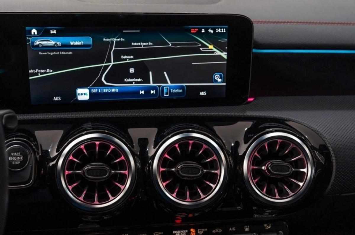 mercedes-benz-cla-250e-2023-gasolina-1332cc