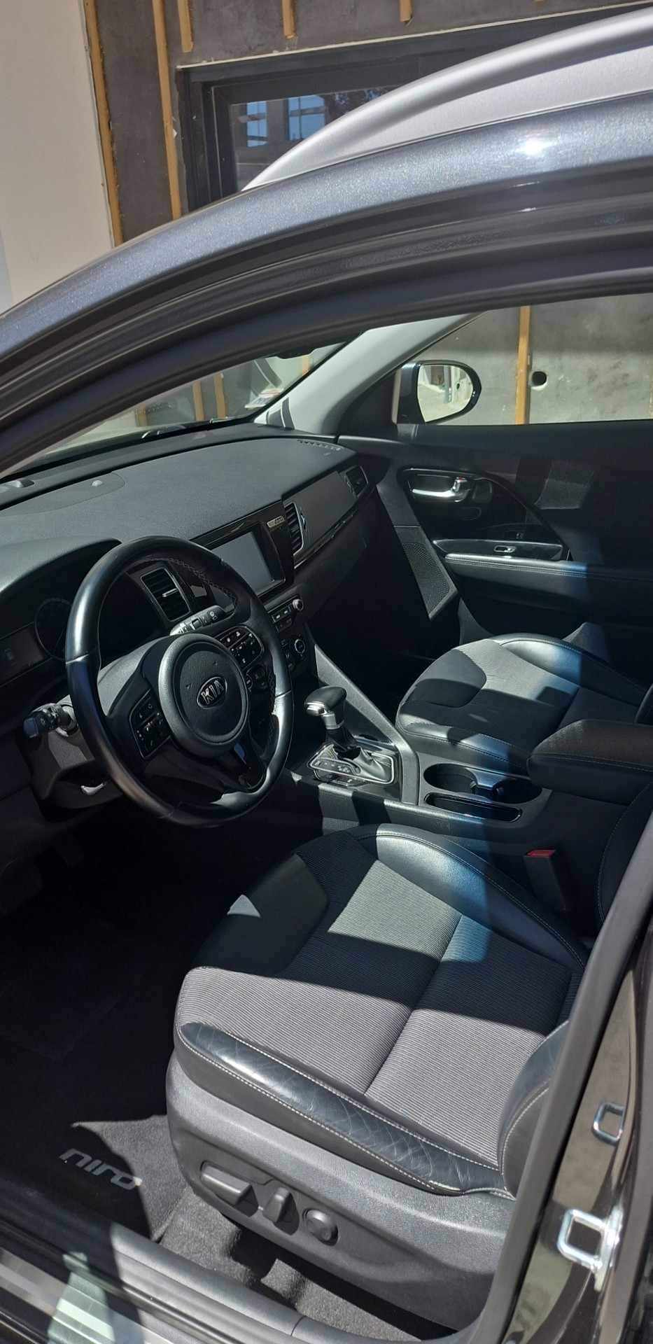 kia-niro-hybrid-1-6-gdi-2018-gasolina-1580cc