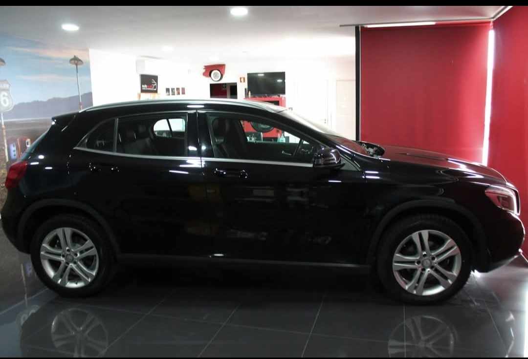 mercedes-benz-gla-220-d-2-1-4matic-2016-diesel-2143cc