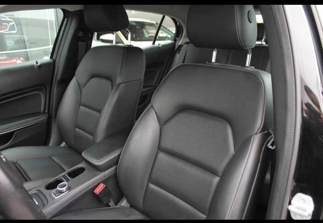 mercedes-benz-gla-220-d-2-1-4matic-2016-diesel-2143cc