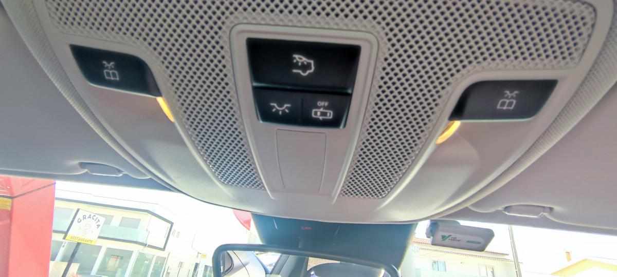mercedes-benz-gla-220-d-2-1-4matic-2016-diesel-2143cc