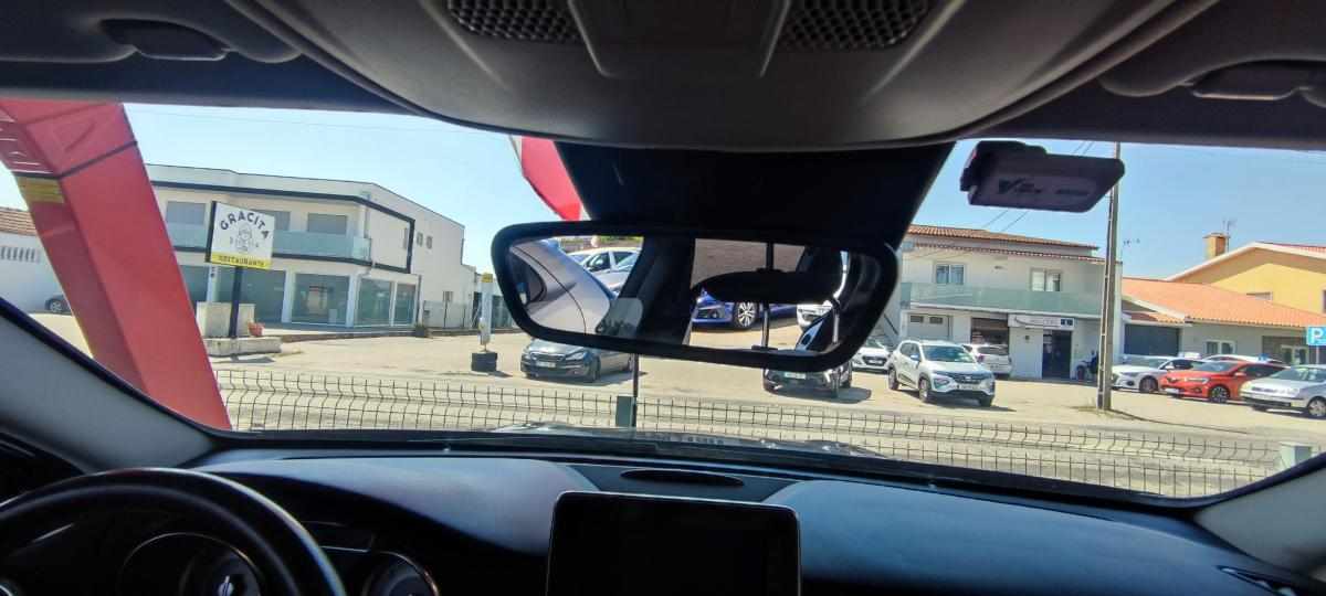 mercedes-benz-gla-220-d-2-1-4matic-2016-diesel-2143cc