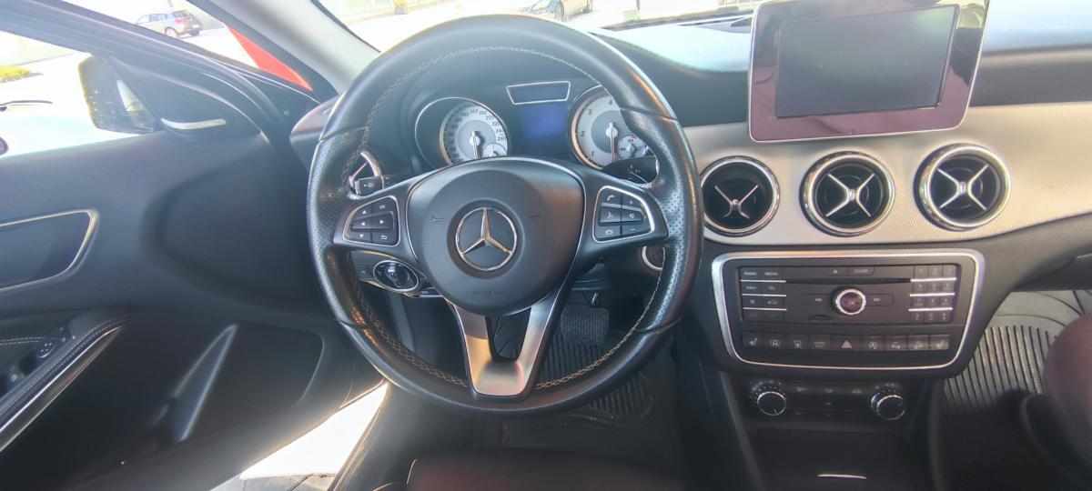 mercedes-benz-gla-220-d-2-1-4matic-2016-diesel-2143cc