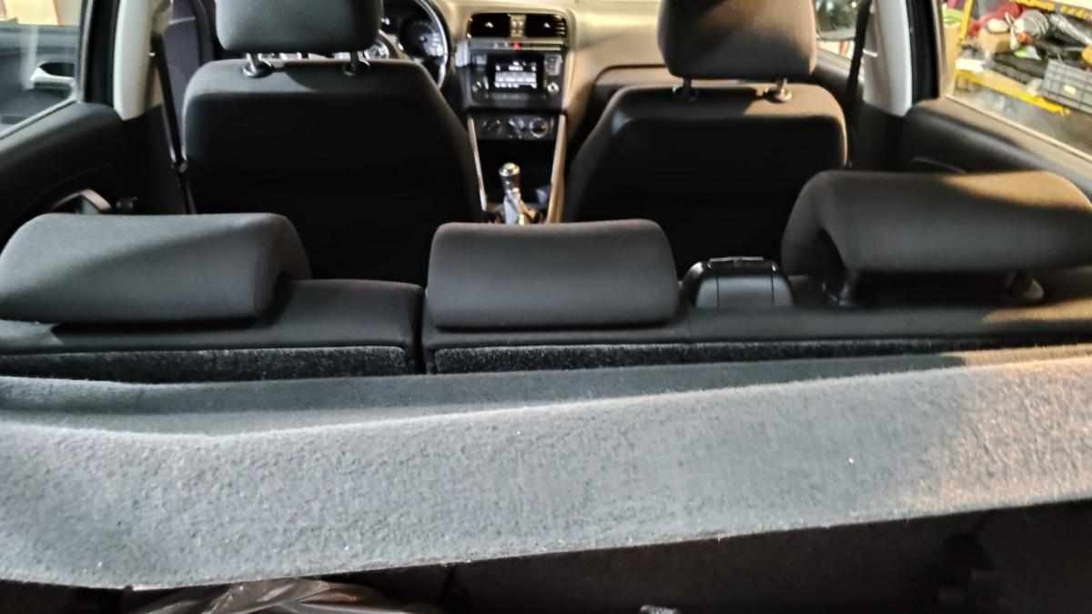 volkswagen-polo-1-0-2015-gasolina-999cc