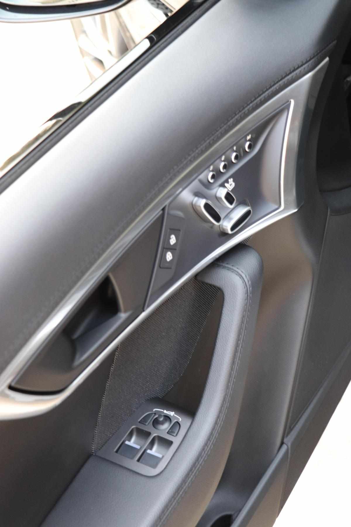 jaguar-f-type-2-0-p300-2020-gasolina-1997cc