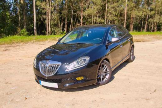 lancia-delta-1-6-2009-diesel-1598cc