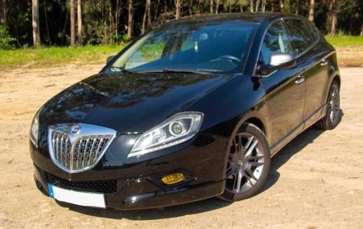 lancia-delta-1-6-2009-diesel-1598cc