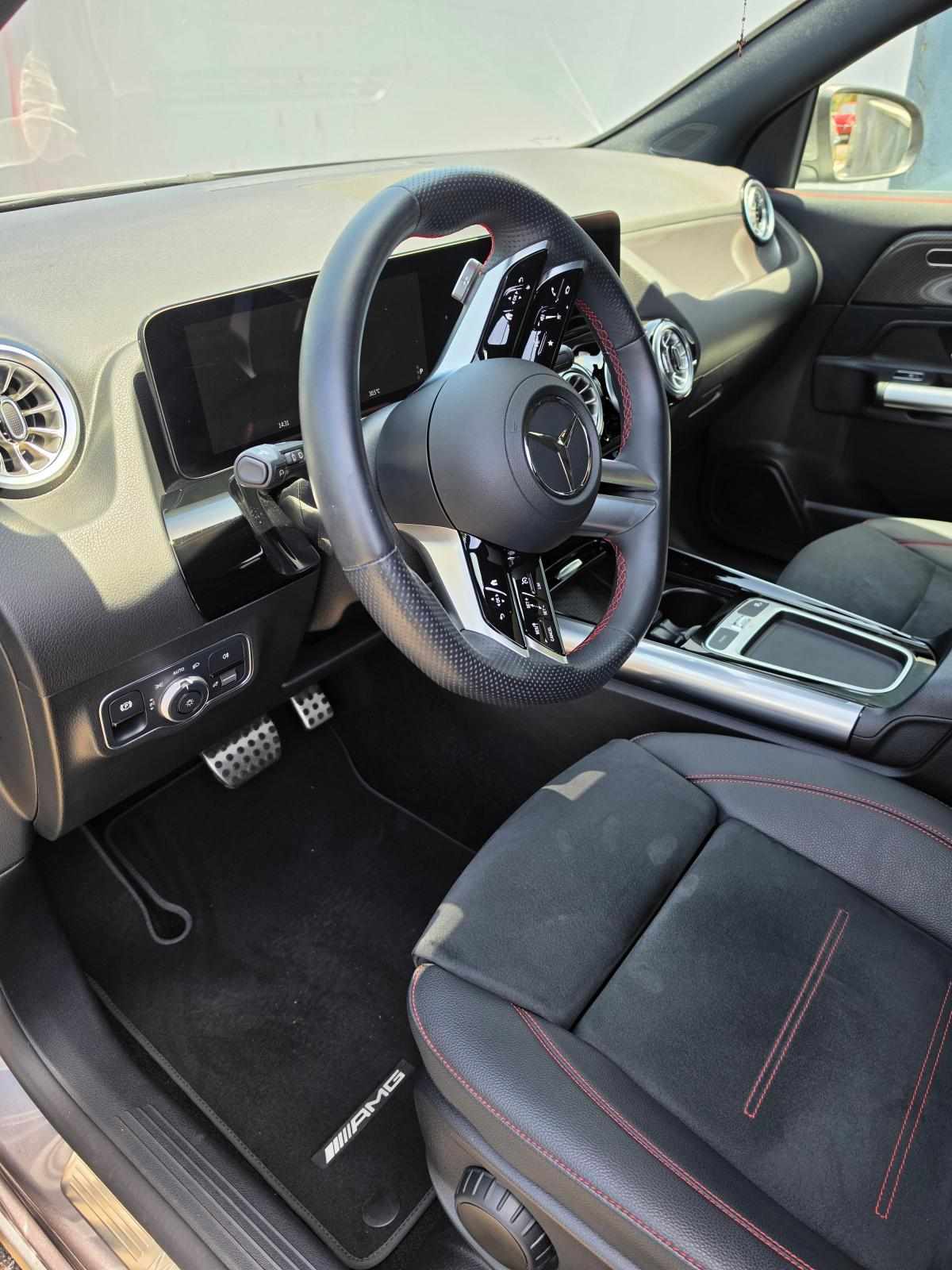 mercedes-benz-gla-200d-2024-diesel-1950cc