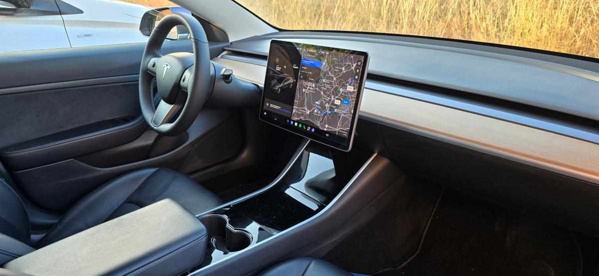 tesla-model-3-standard-range-2019-eletrico