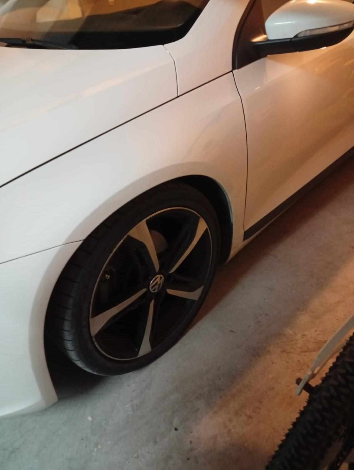 volkswagen-scirocco-2-0-tdi-2013-diesel-1968cc