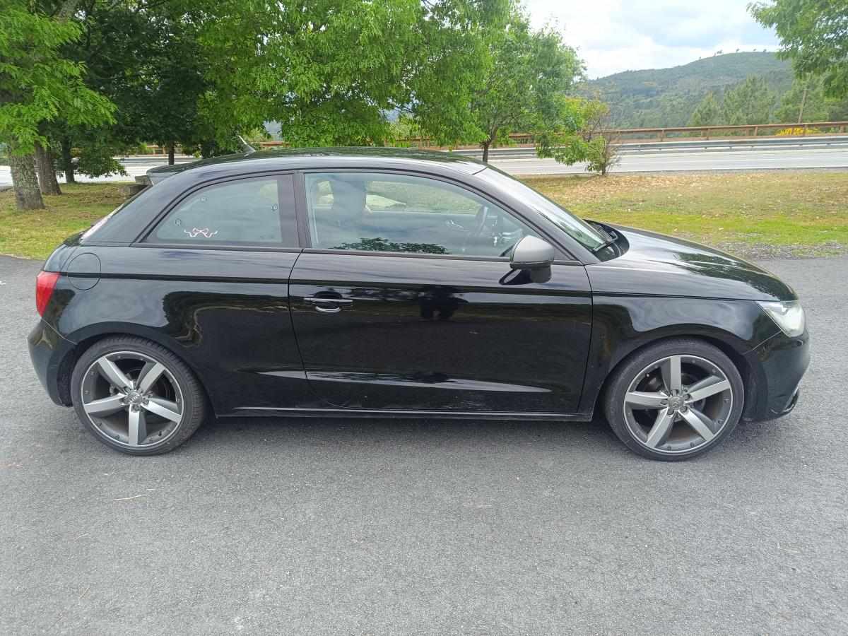 audi-a1-1-2-tfsi-2012-gasolina-1197cc