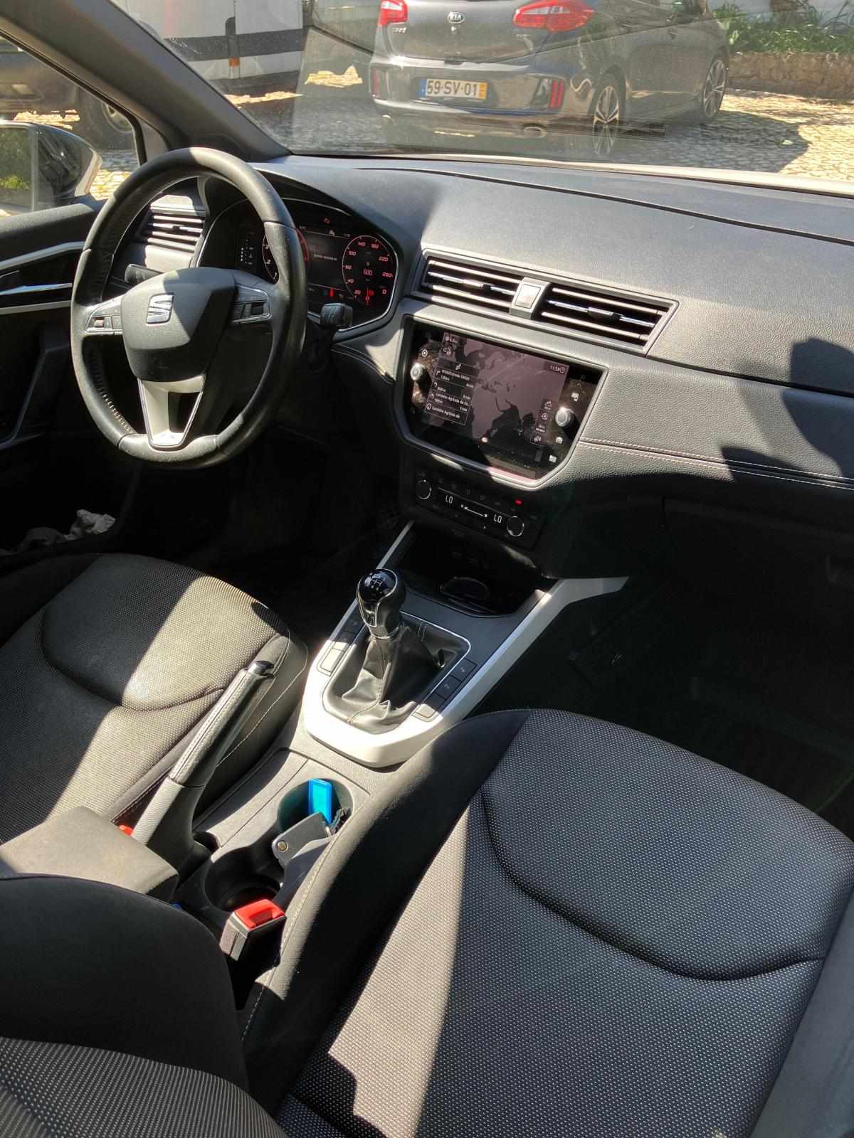 seat-arona-1-0-tsi-2019-gasolina-999cc