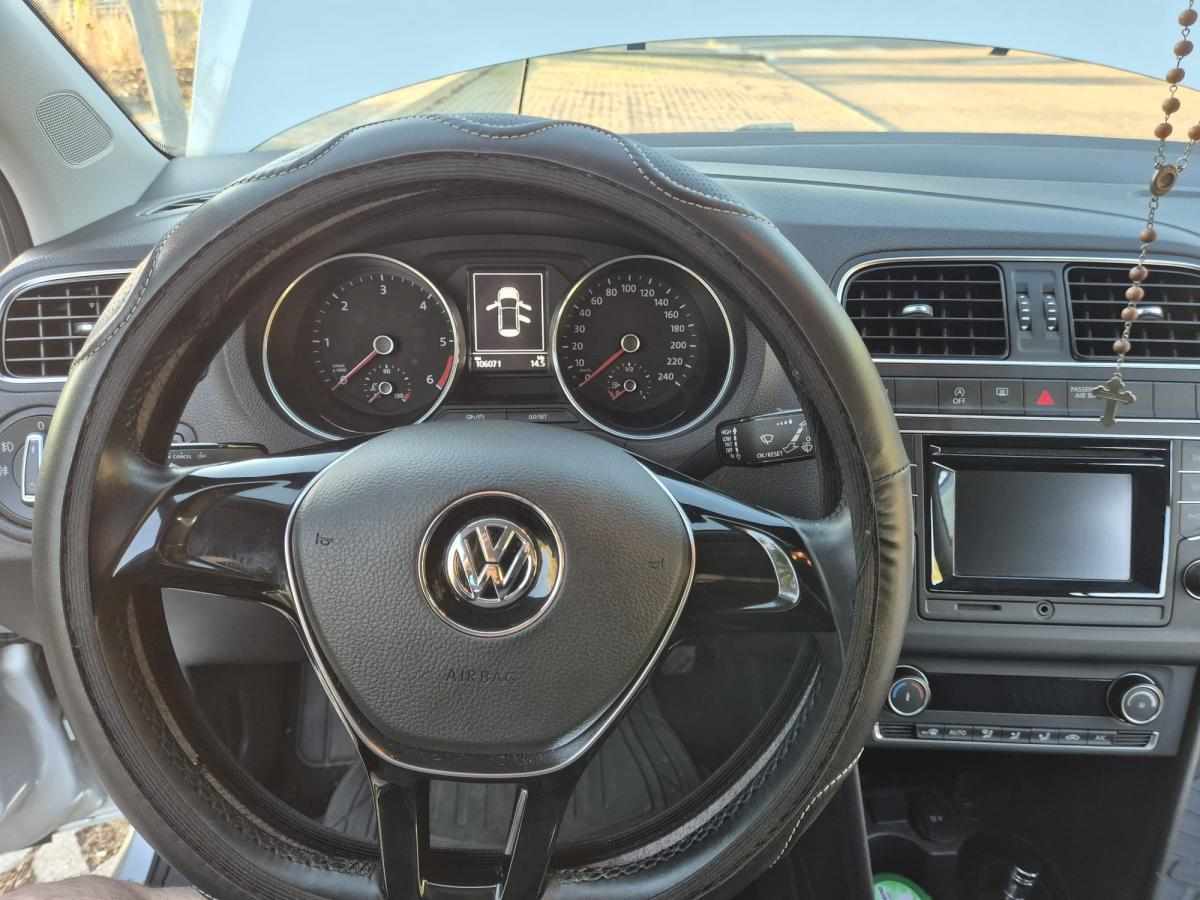 volkswagen-polo-1-4-tdi-bluemotion-2015-diesel-1422cc