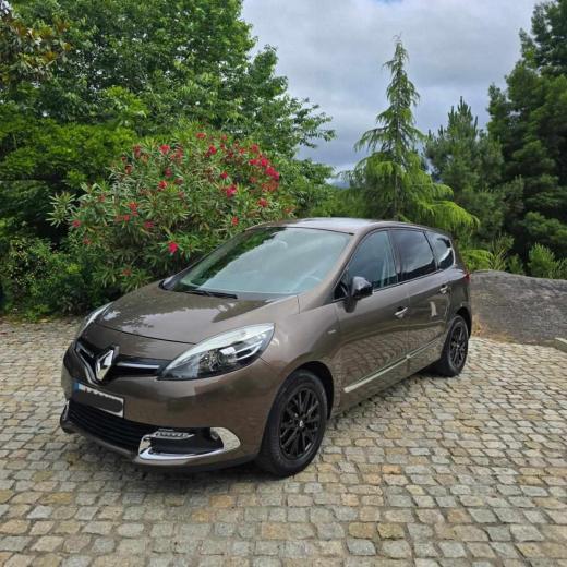 renault-grand-scenic-1-5dci-limited-2015-diesel-1461cc