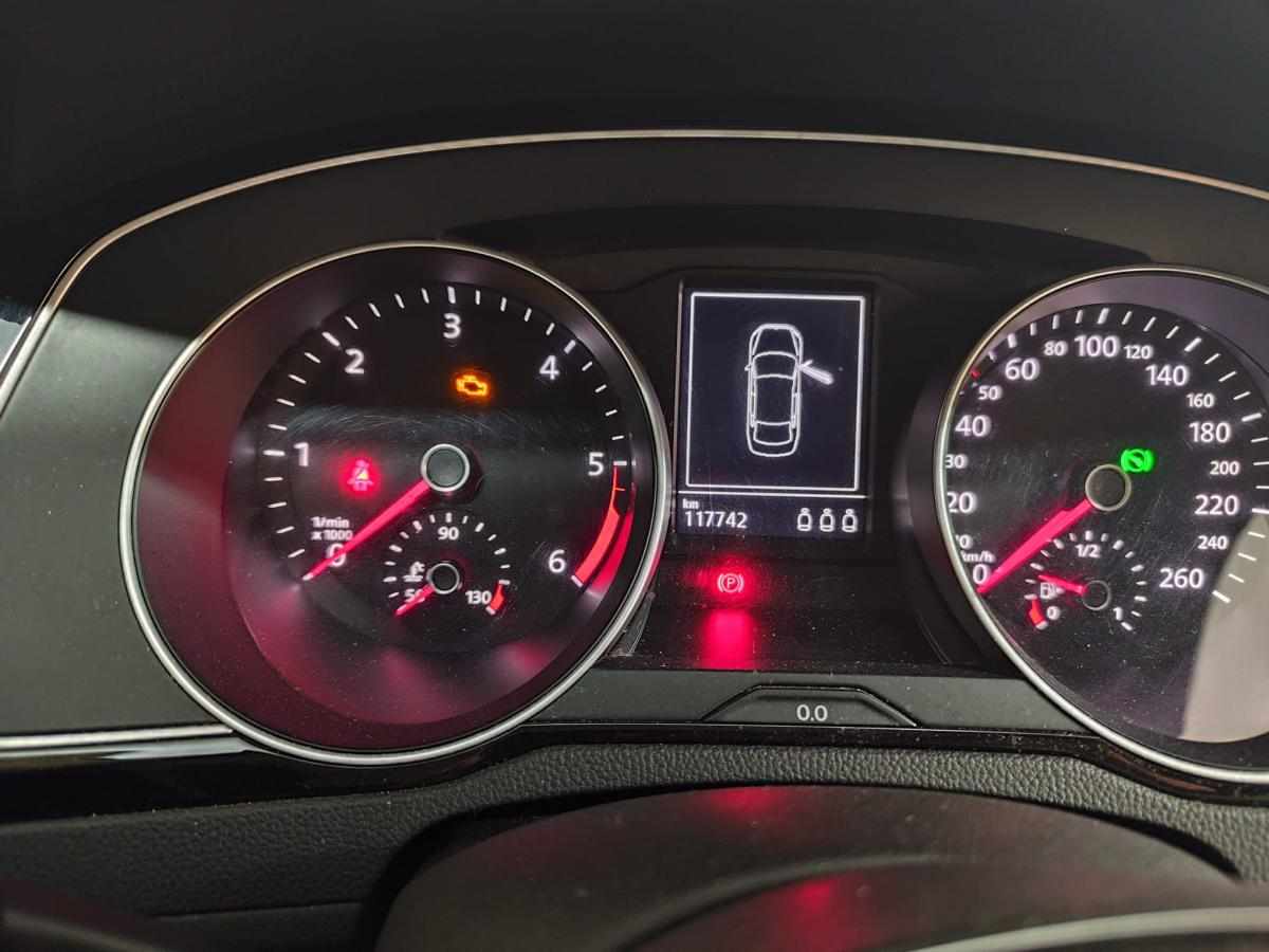 volkswagen-passat-1-6-tdi-2015-diesel-1598cc