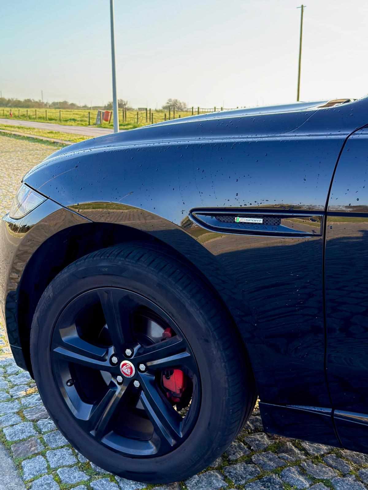 jaguar-f-pace-20d-awd-2018-diesel-1999cc