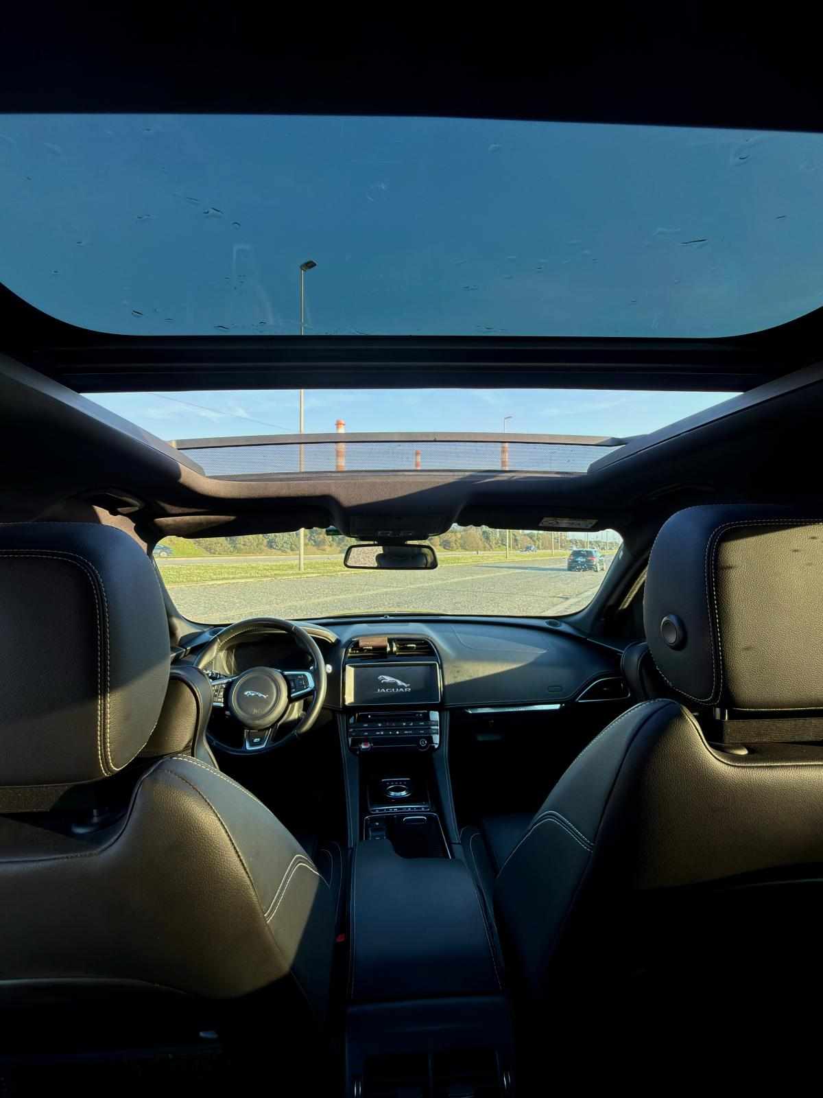 jaguar-f-pace-20d-awd-2018-diesel-1999cc