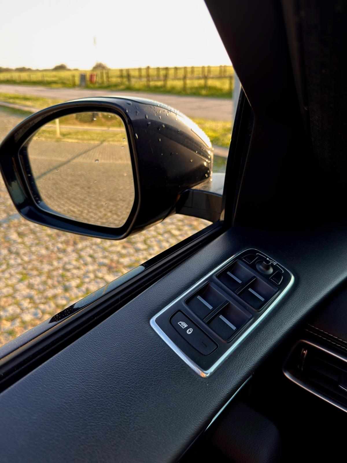 jaguar-f-pace-20d-awd-2018-diesel-1999cc