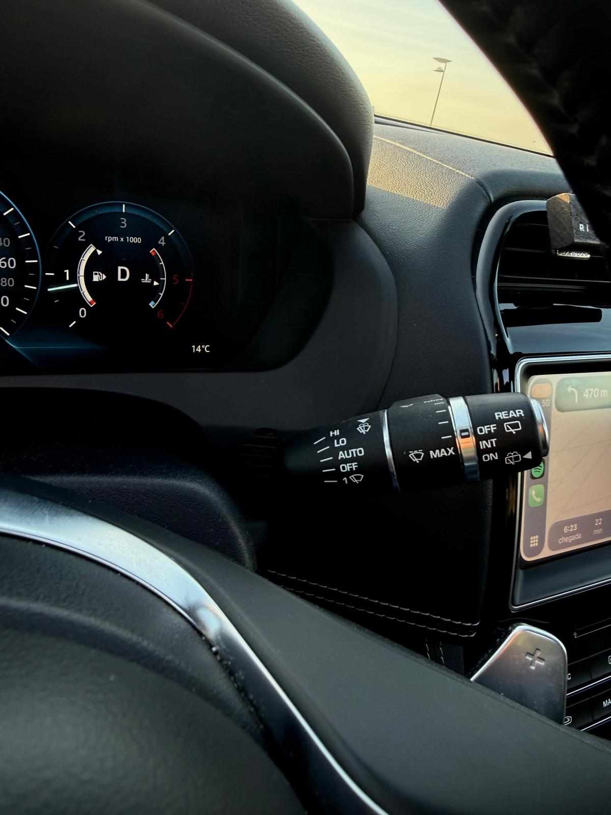 jaguar-f-pace-20d-awd-2018-diesel-1999cc