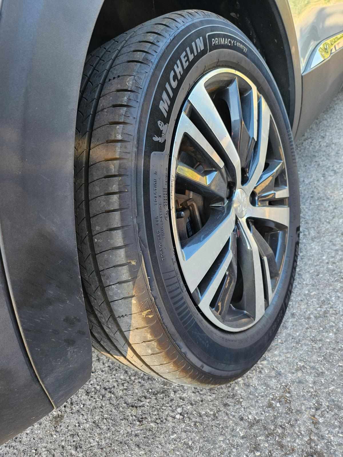 peugeot-5008-1-5-bluehdi-2018-diesel-1499cc