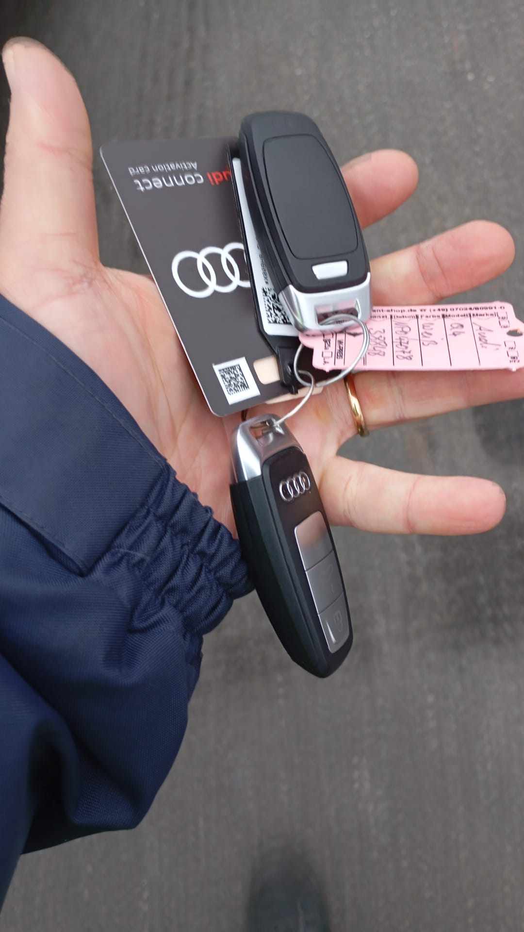 audi-q4-1-geracao-2022-eletrico