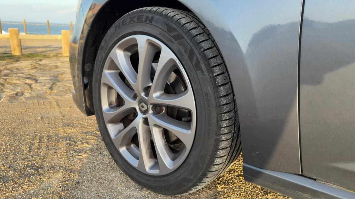 renault-megane-1-6-dci-2016-diesel-1598cc