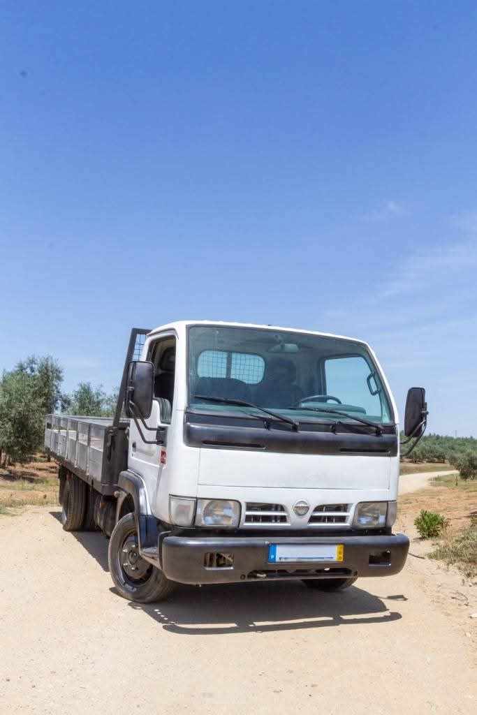 nissan-cabstar-3-0-125cv-2006-diesel-2953cc