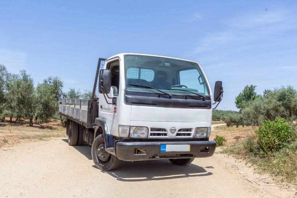 nissan-cabstar-3-0-125cv-2006-diesel-2953cc