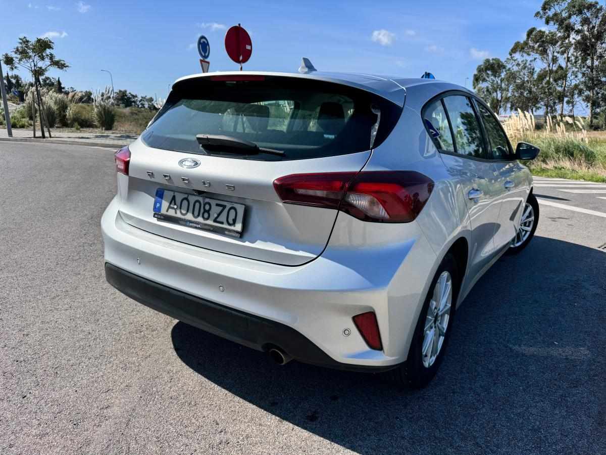 ford-focus-1-5-ecoblue-2022-diesel-1499cc