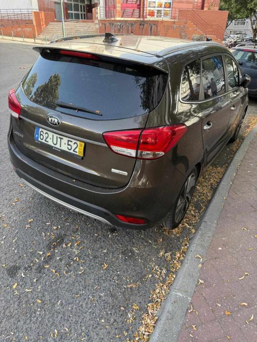 kia-carens-1-7-vgt-2018-diesel-1685cc