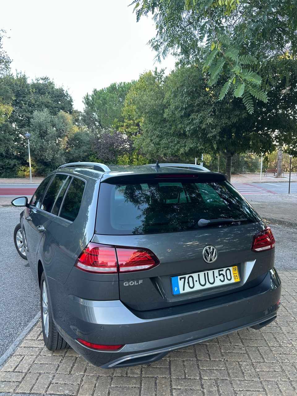 volkswagen-golf-1-6-tdi-bluemotion-2018-diesel-1598cc