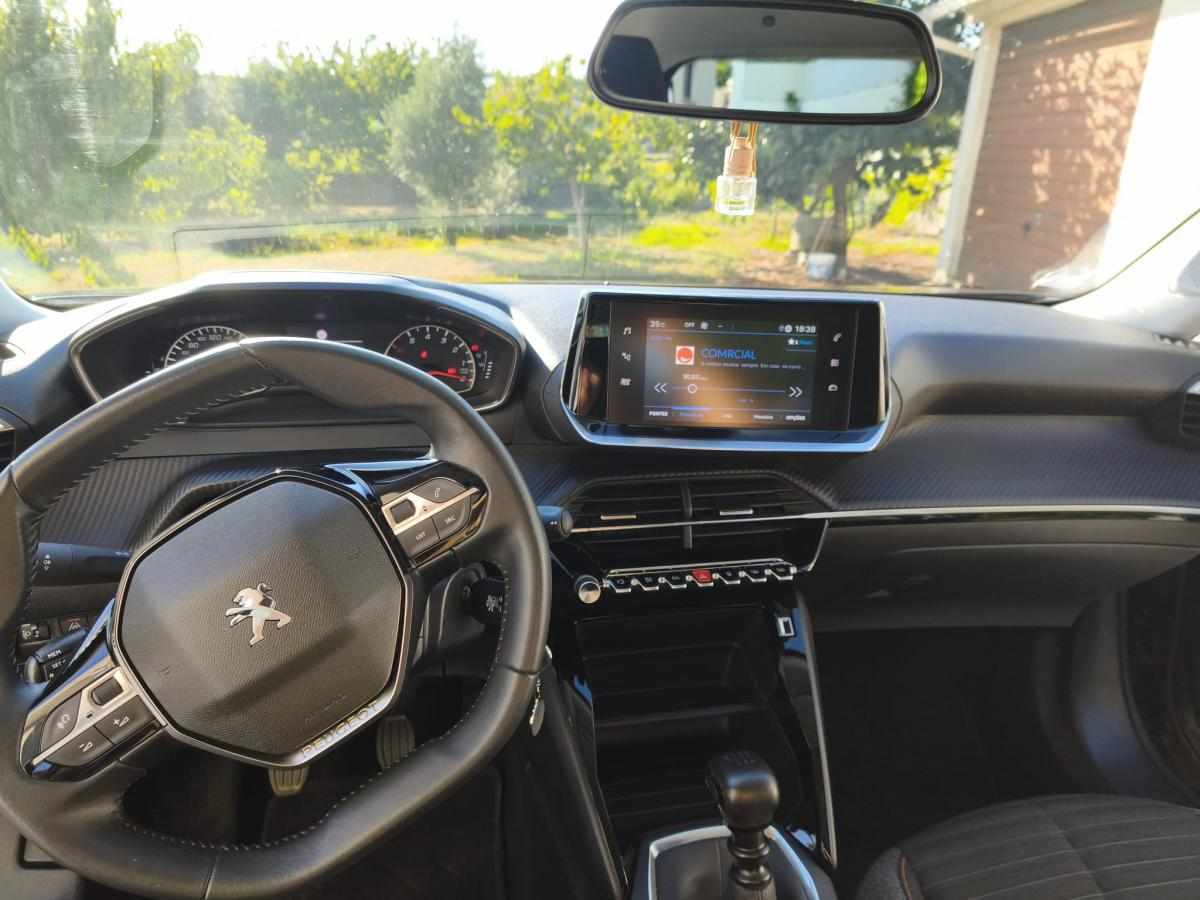 peugeot-2008-1-2-puretech-2022-gasolina-1199cc