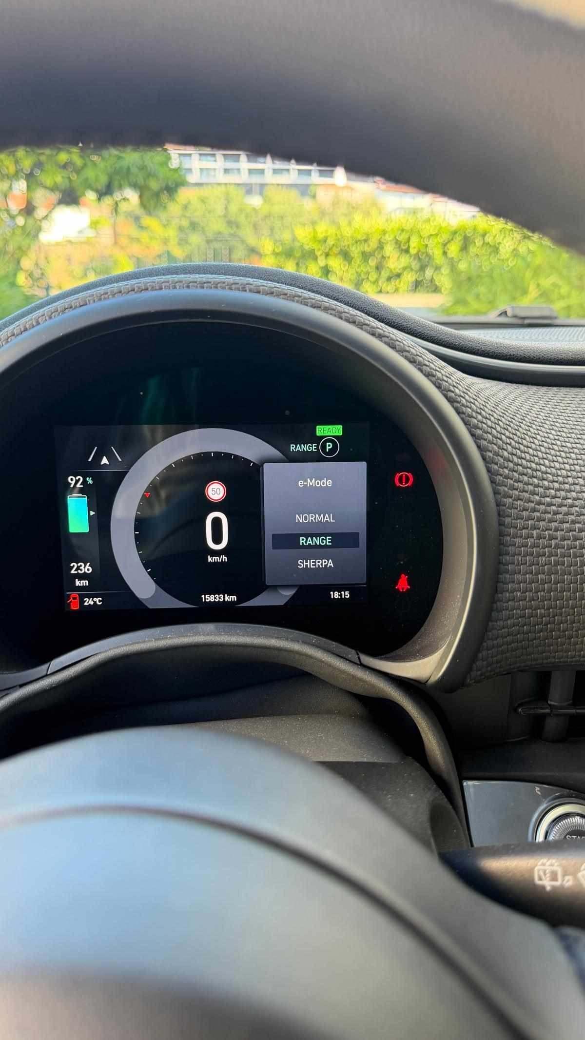 fiat-500-500e-42-kwh-2022-eletrico