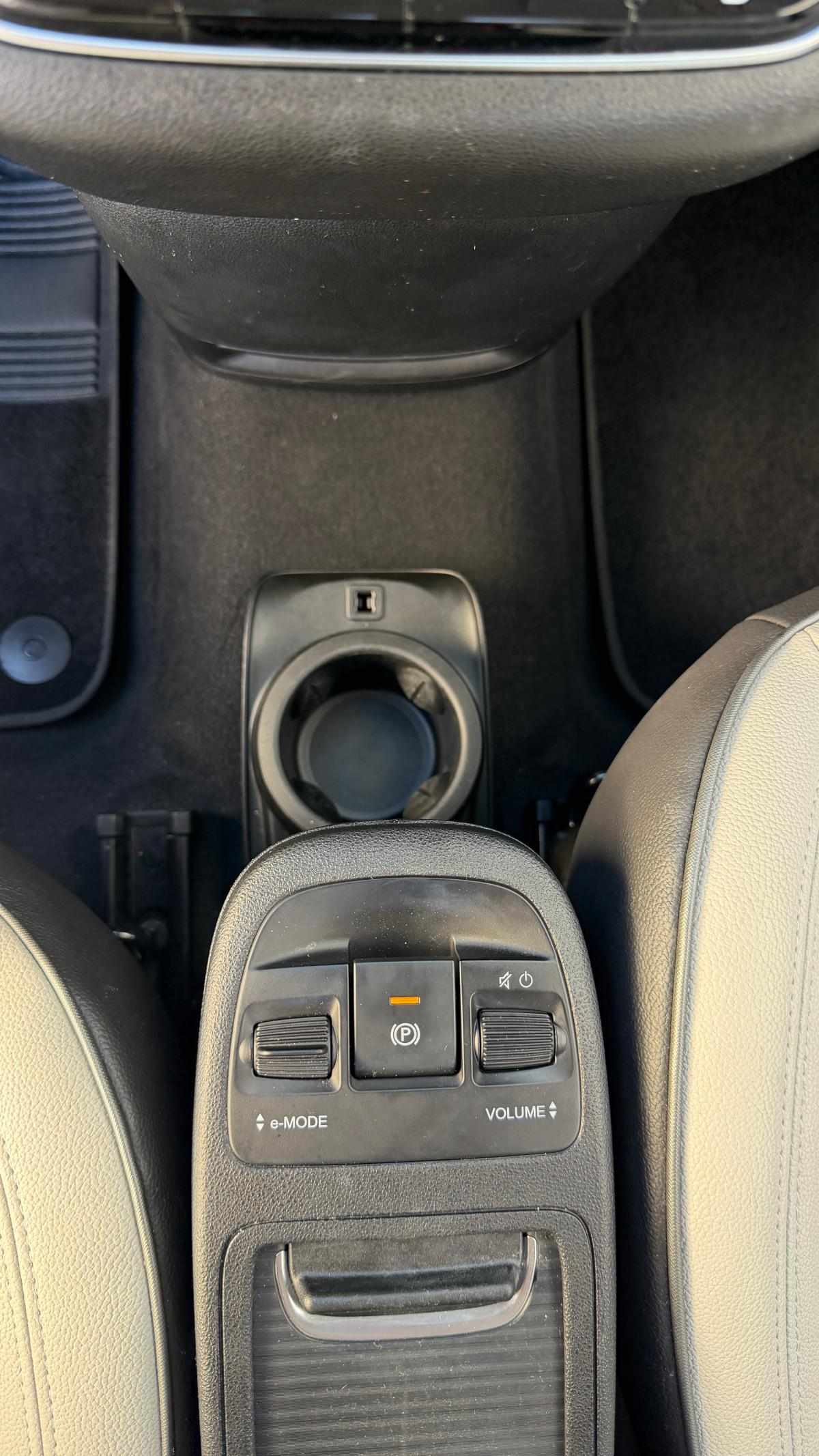 fiat-500-500e-42-kwh-2022-eletrico