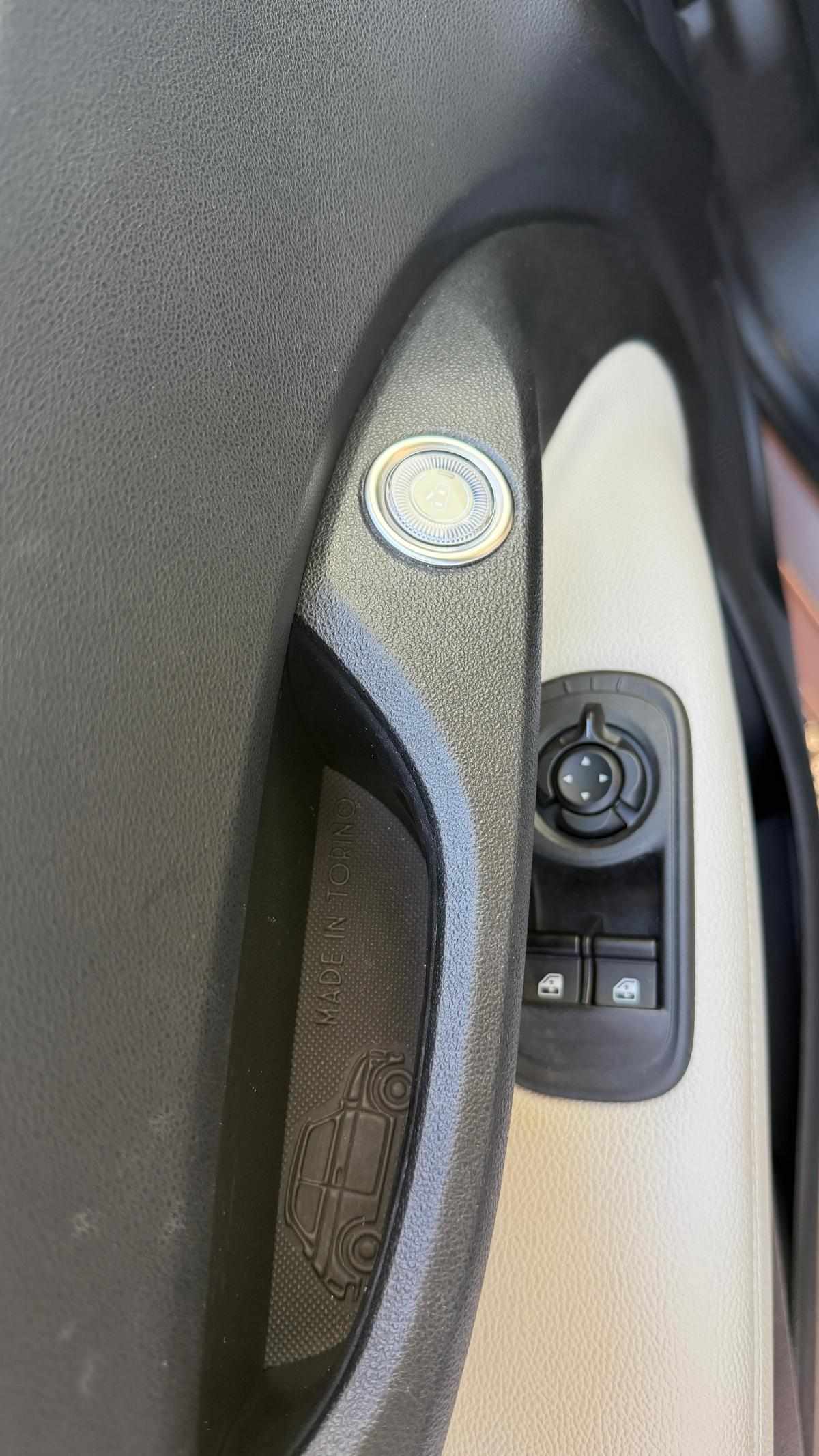 fiat-500-500e-42-kwh-2022-eletrico