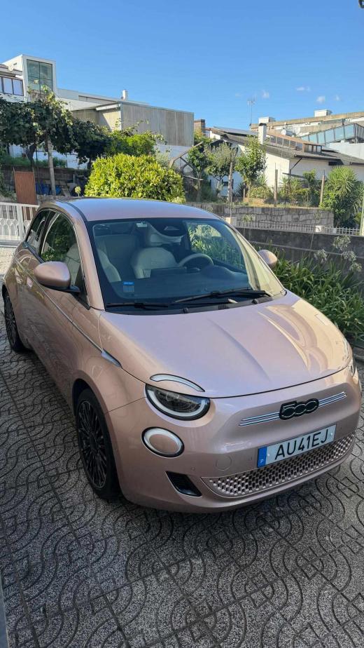 fiat-500-500e-42-kwh-2022-eletrico