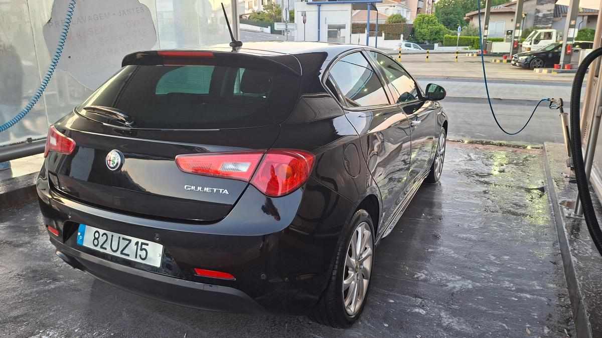 alfa-romeo-giulietta-1-6-jtdm-16v-2018-diesel-1598cc