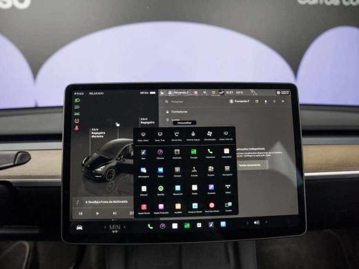 tesla-model-y-long-range-awd-2022-eletrico