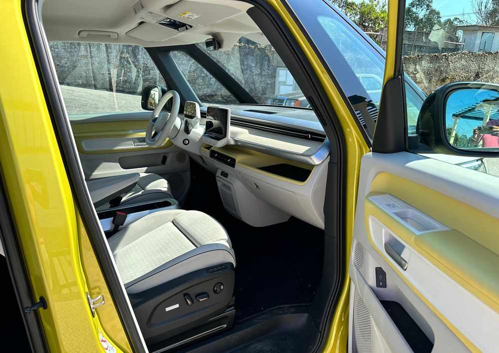 volkswagen-id-buzz-1-geracao-2023-eletrico
