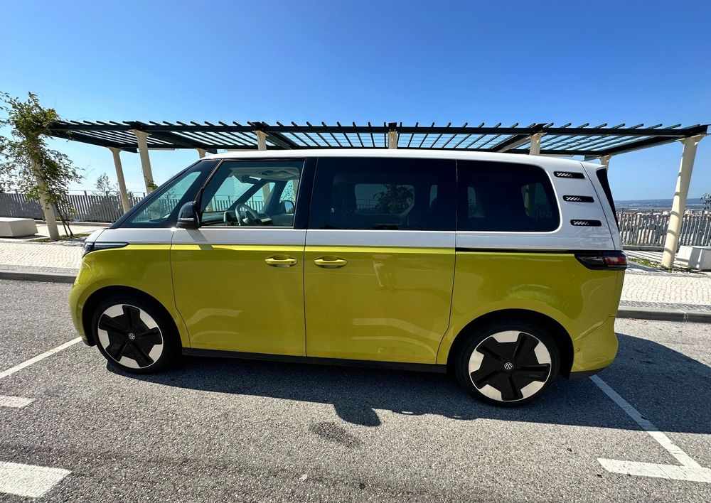 volkswagen-id-buzz-1-geracao-2023-eletrico