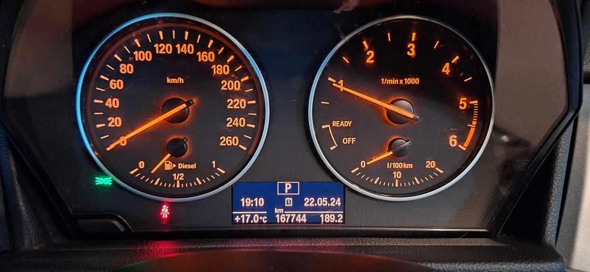 bmw-serie-2-216d-2016-diesel-1496cc