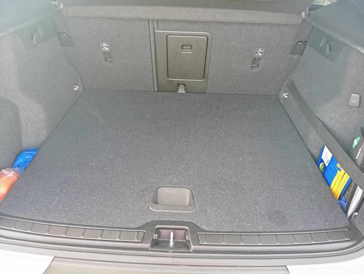 volvo-xc40-1-5-t3-2020-gasolina-1477cc
