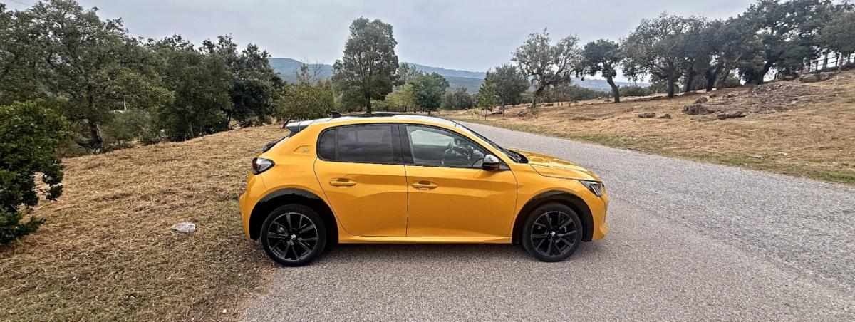 peugeot-208-1-2-puretech-2023-gasolina-1199cc