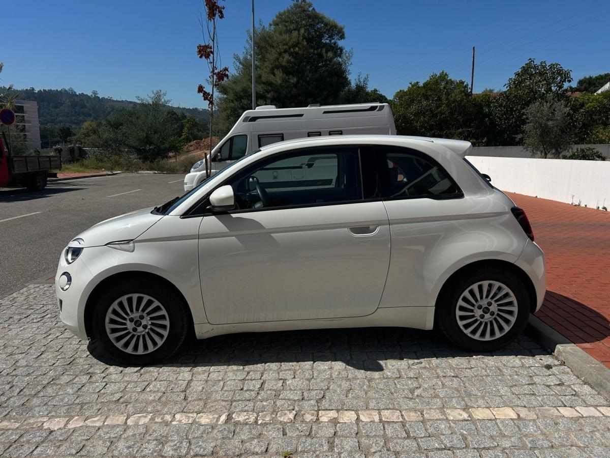fiat-500-500e-42-kwh-2022-eletrico