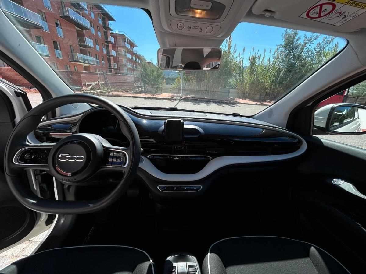 fiat-500-500e-42-kwh-2022-eletrico